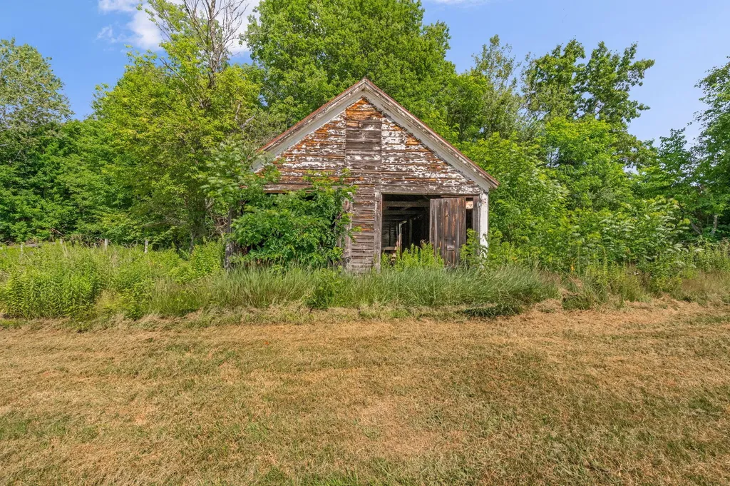 155 West Road Waterboro ME 04087