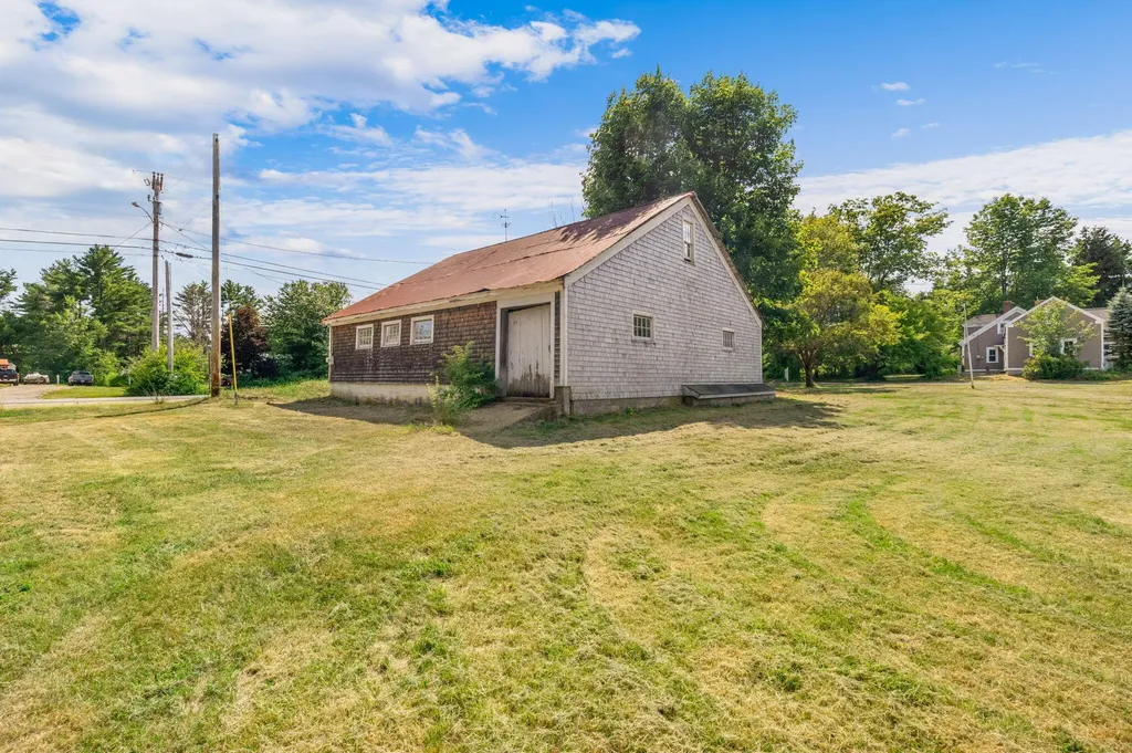 155 West Road Waterboro ME 04087
