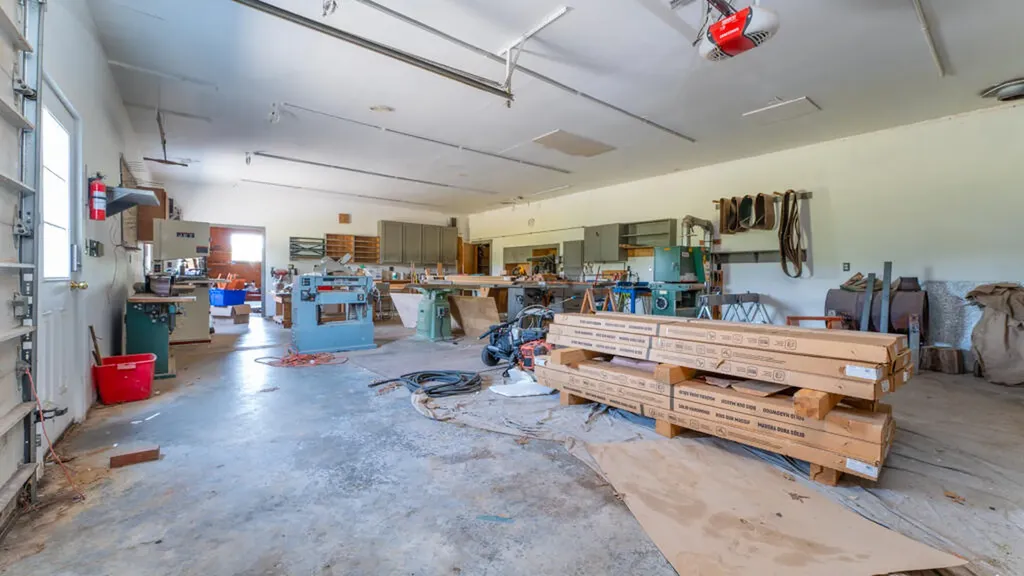 473 Bay Road Bowdoinham ME 04008