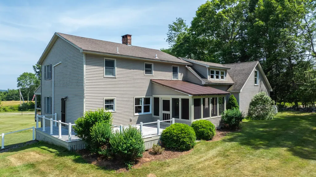 473 Bay Road Bowdoinham ME 04008