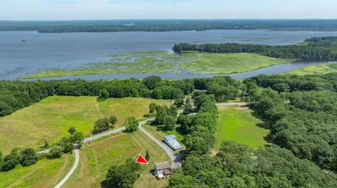 473 Bay Road Bowdoinham ME 04008