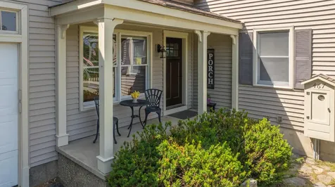473 Bay Road Bowdoinham ME 04008