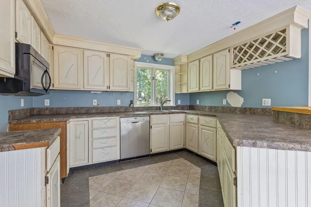 58 Lords Road Waterboro ME 04061