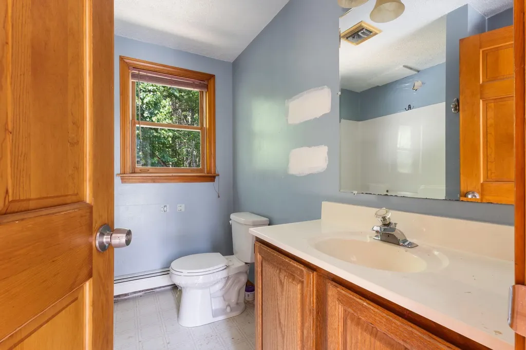 58 Lords Road Waterboro ME 04061