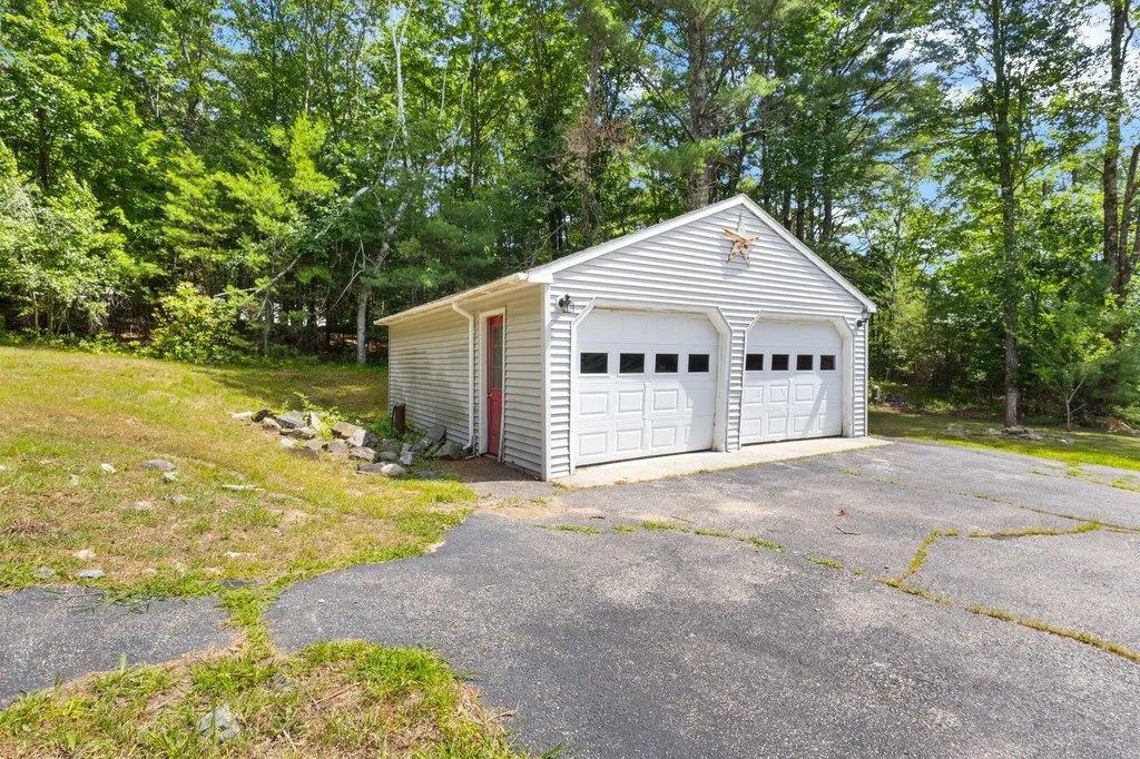 58 Lords Road Waterboro ME 04061