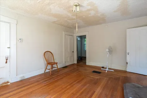 41 Hyler Street Thomaston ME 04861