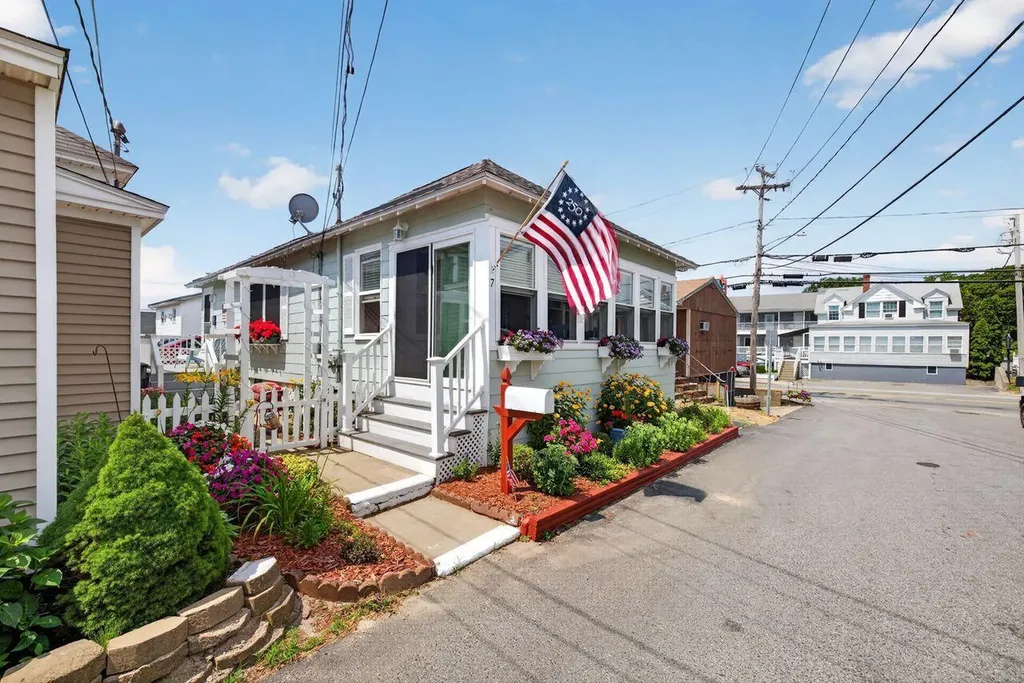 7 Roussin Street Old Orchard Beach ME 04064