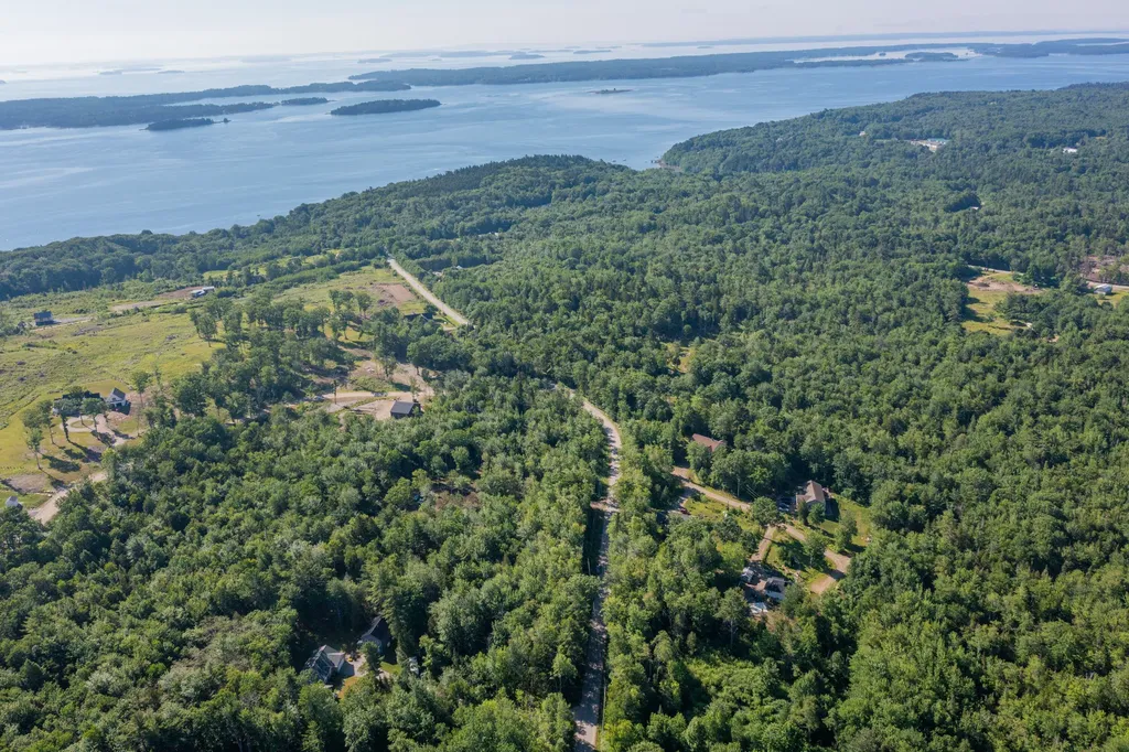 77 Pound Hill Road Northport ME 04849