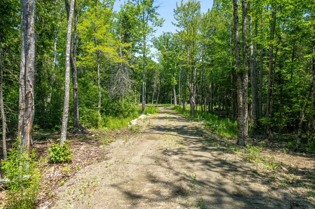 77 Pound Hill Road Northport ME 04849