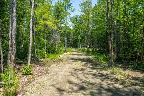 77 Pound Hill Road Northport ME 04849