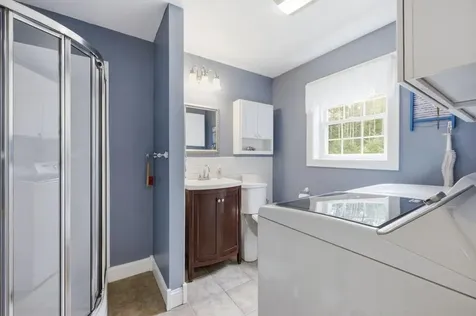 22 Davis Road Buxton ME 04093