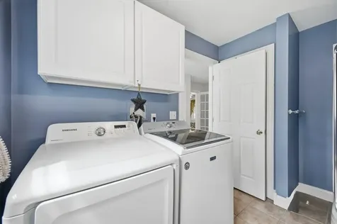 22 Davis Road Buxton ME 04093