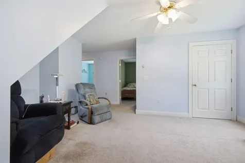 22 Davis Road Buxton ME 04093