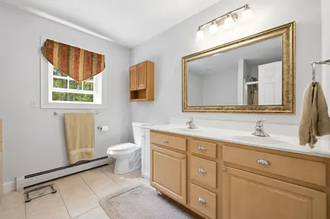 22 Davis Road Buxton ME 04093