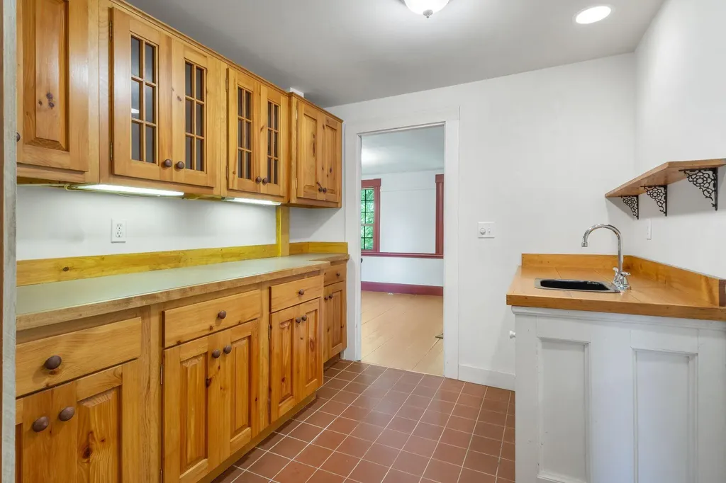 445 Greely Road Extension Cumberland ME 04021