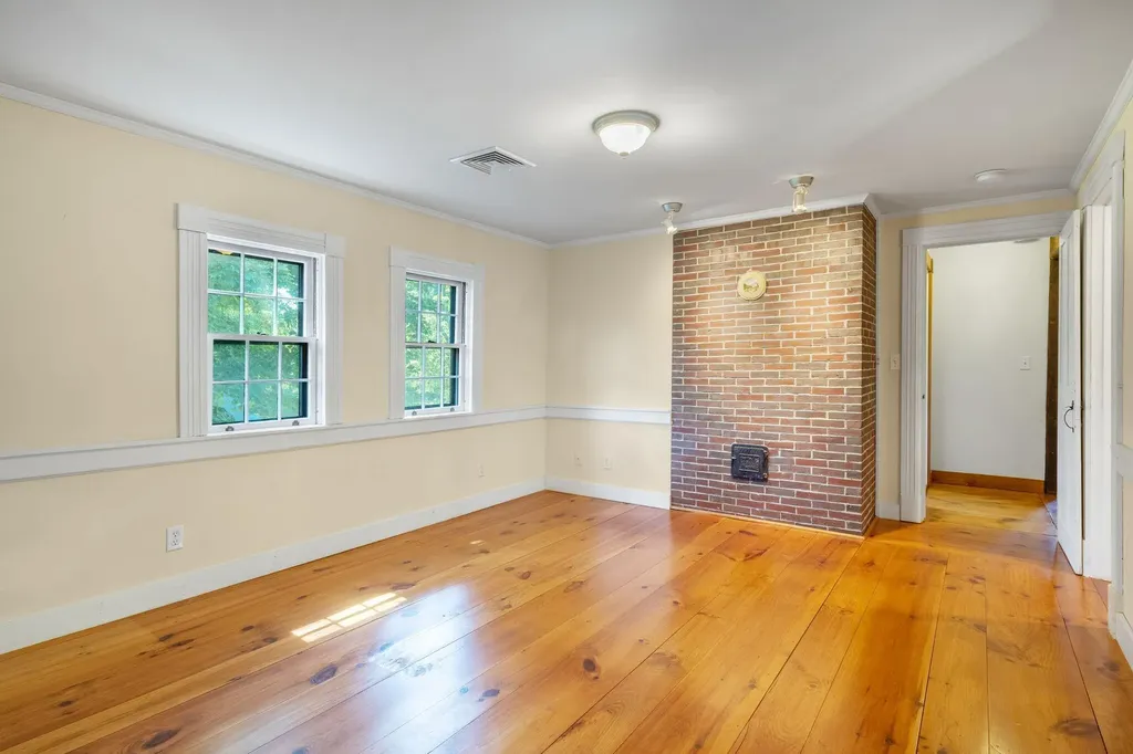 445 Greely Road Extension Cumberland ME 04021