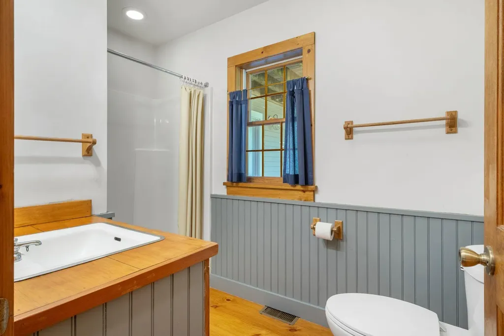 445 Greely Road Extension Cumberland ME 04021