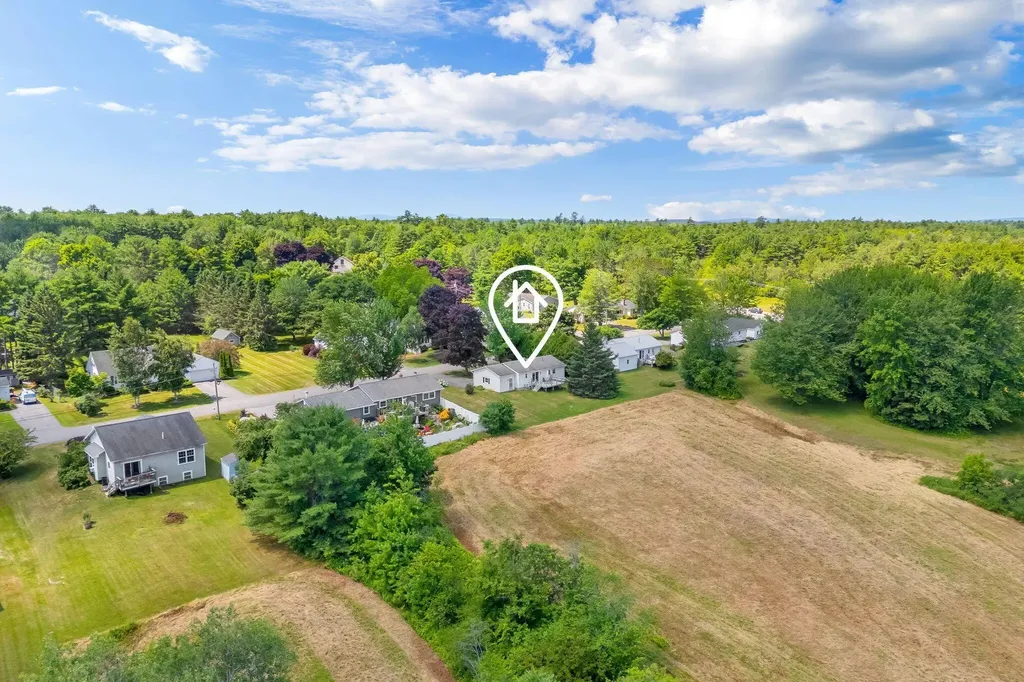 38 Perry Road Hampden ME 04444