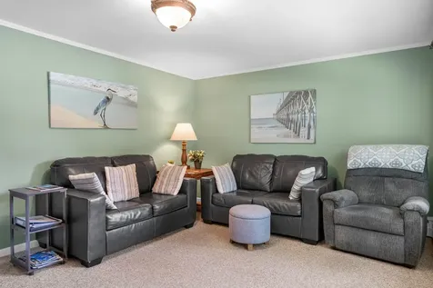 38 Perry Road Hampden ME 04444