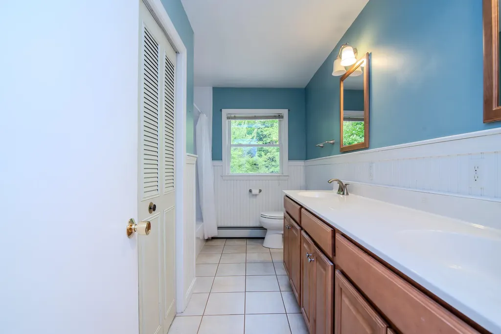 12 Wendy Way Saco ME 04072