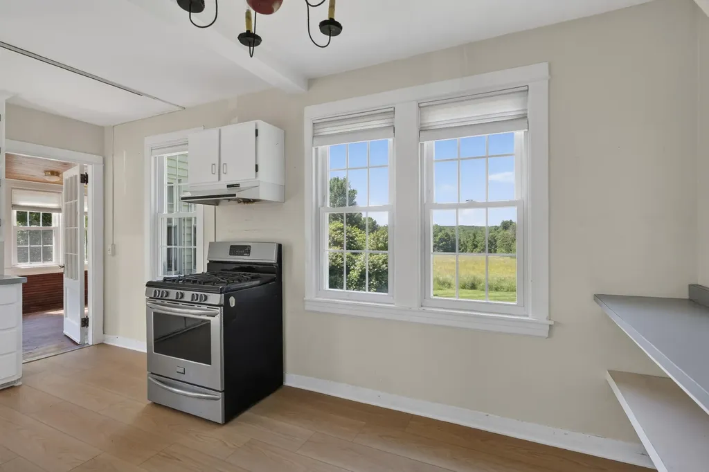 208 Falmouth Road Falmouth ME 04105
