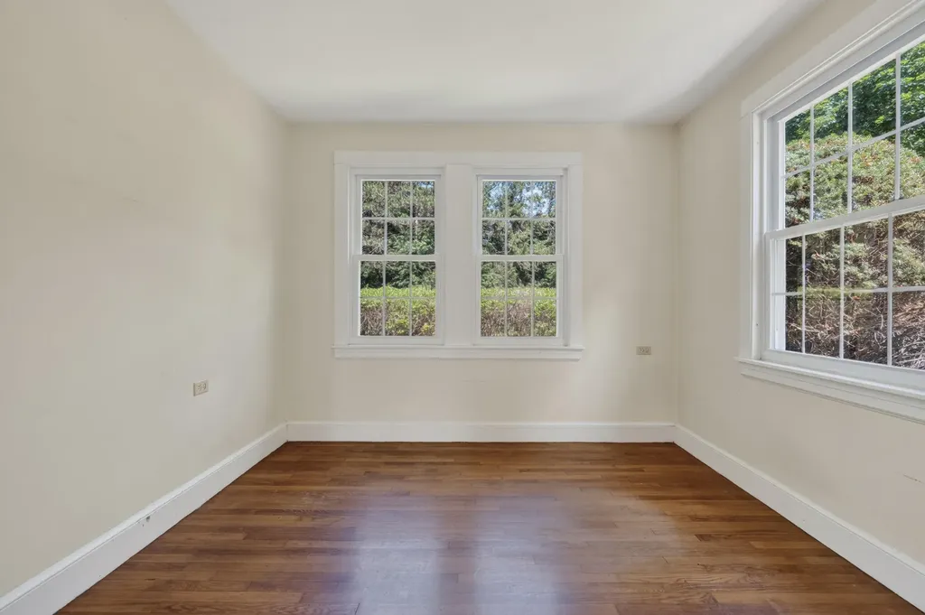 208 Falmouth Road Falmouth ME 04105