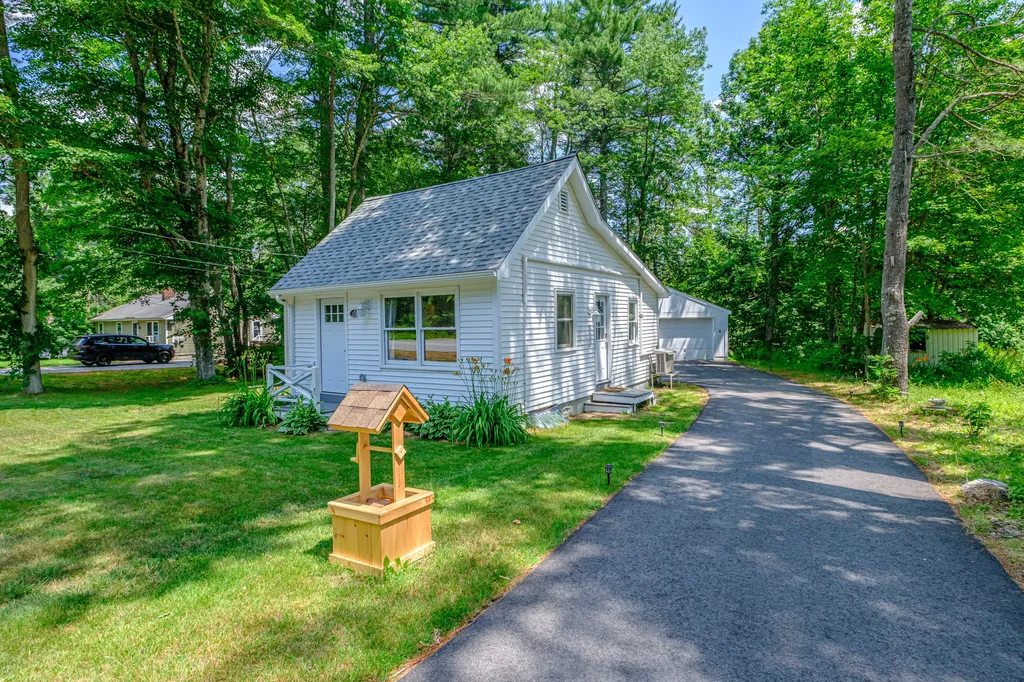 131 Stanley Road Sanford ME 04083