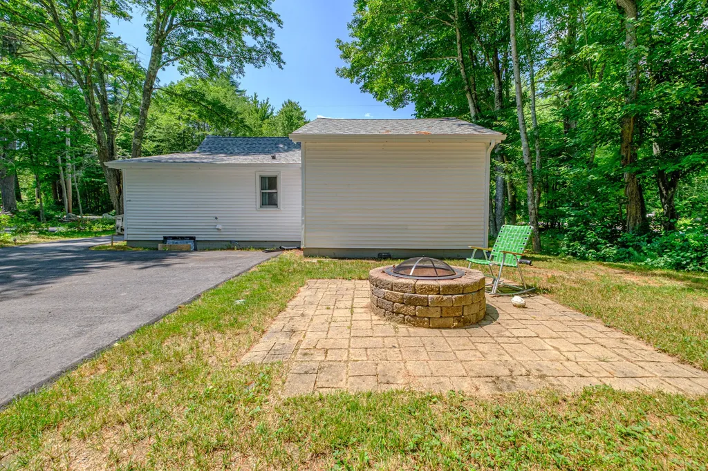 131 Stanley Road Sanford ME 04083