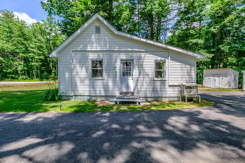 131 Stanley Road Sanford ME 04083