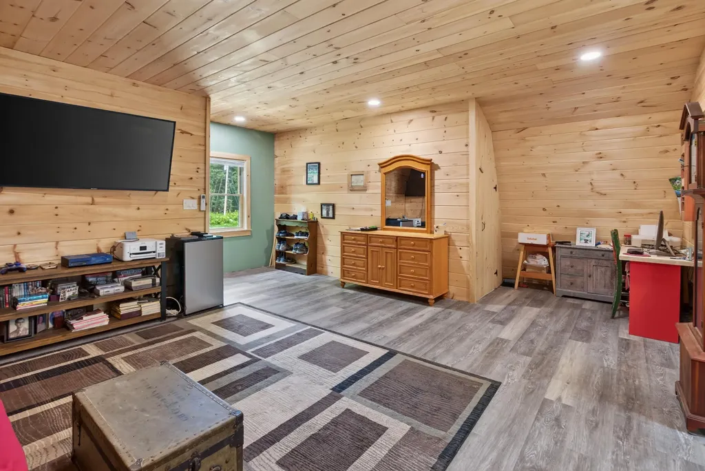 20 Bear Brook Road Sebec ME 04481