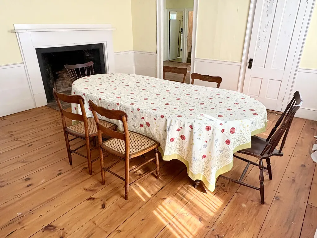 226 Elm Street Damariscotta ME 04543