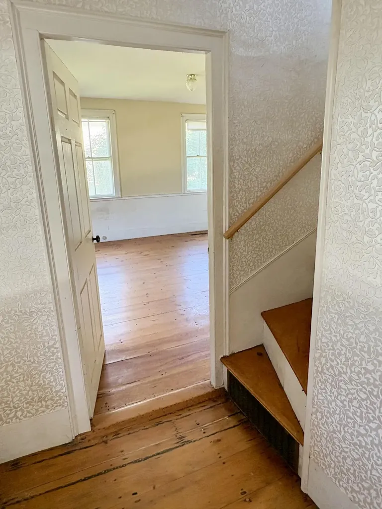 226 Elm Street Damariscotta ME 04543