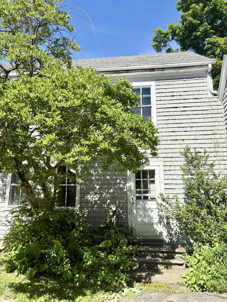 226 Elm Street Damariscotta ME 04543