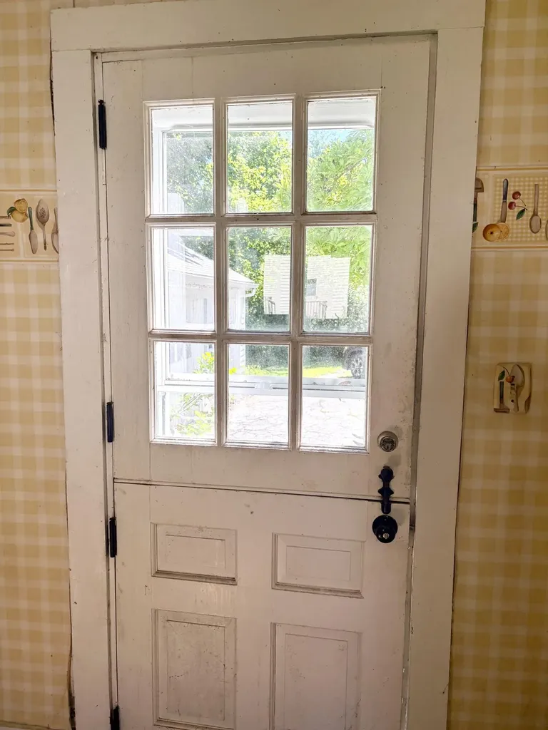 226 Elm Street Damariscotta ME 04543