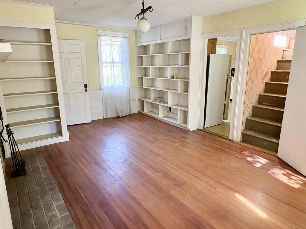226 Elm Street Damariscotta ME 04543