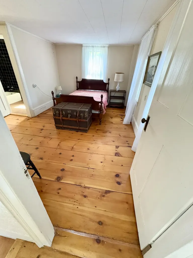226 Elm Street Damariscotta ME 04543