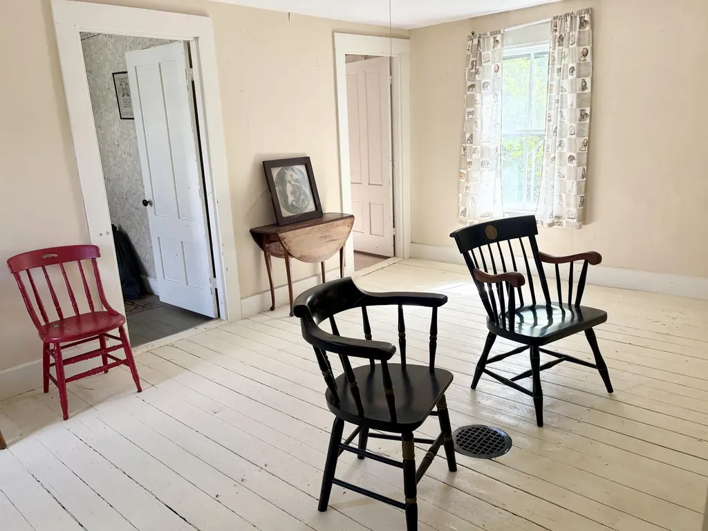 226 Elm Street Damariscotta ME 04543