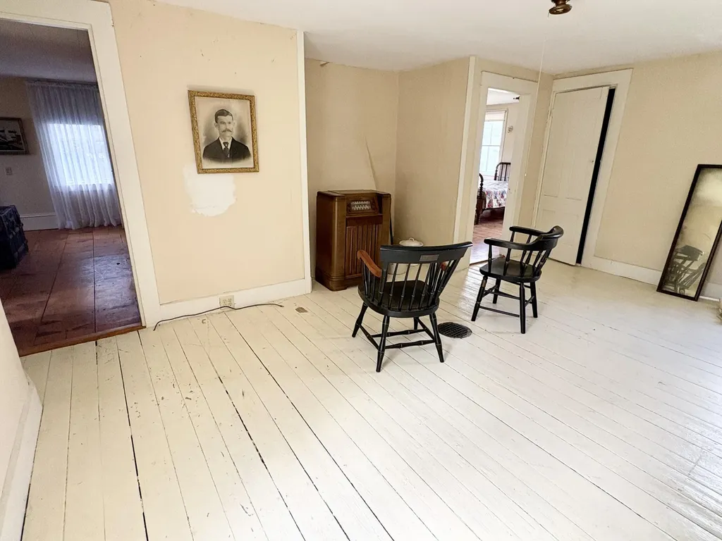 226 Elm Street Damariscotta ME 04543