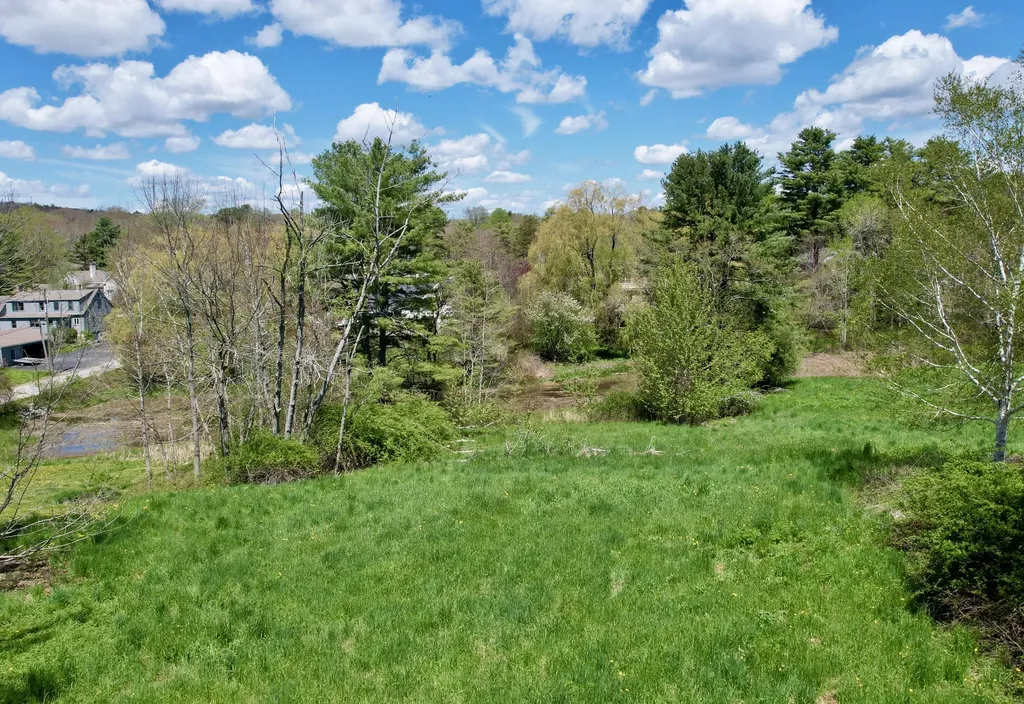 226 Elm Street Damariscotta ME 04543