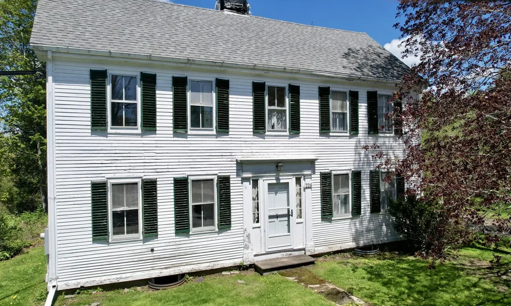 226 Elm Street Damariscotta ME 04543