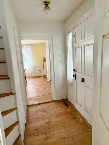 226 Elm Street Damariscotta ME 04543