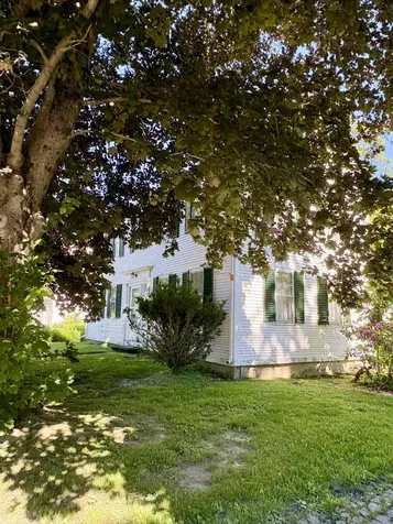 226 Elm Street Damariscotta ME 04543