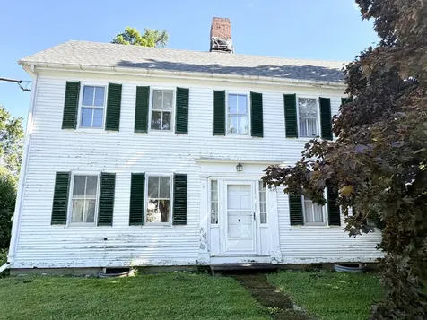 226 Elm Street Damariscotta ME 04543
