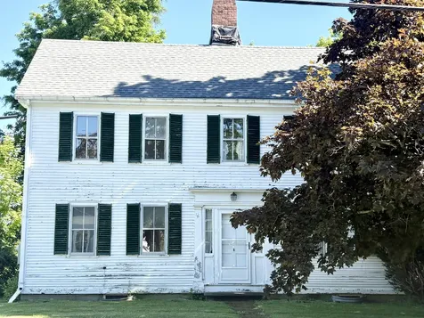 226 Elm Street Damariscotta ME 04543