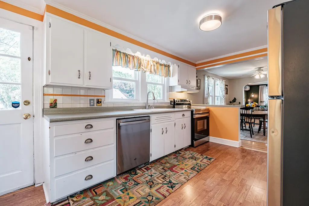 8 White Birch Lane Portland ME 04103
