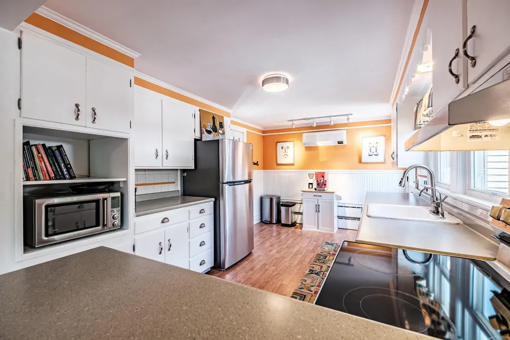 8 White Birch Lane Portland ME 04103