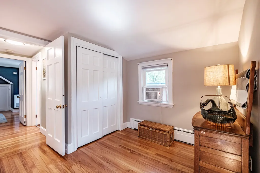 8 White Birch Lane Portland ME 04103