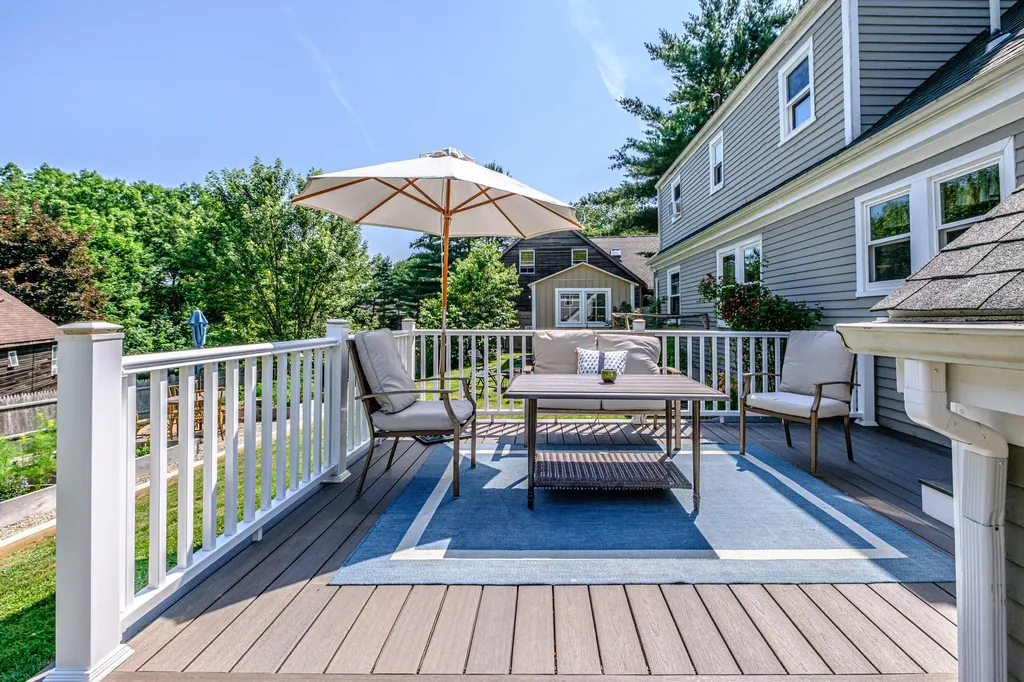 8 White Birch Lane Portland ME 04103