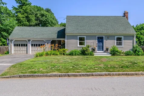 8 White Birch Lane Portland ME 04103