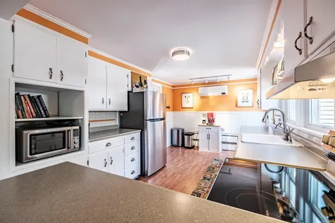 8 White Birch Lane Portland ME 04103